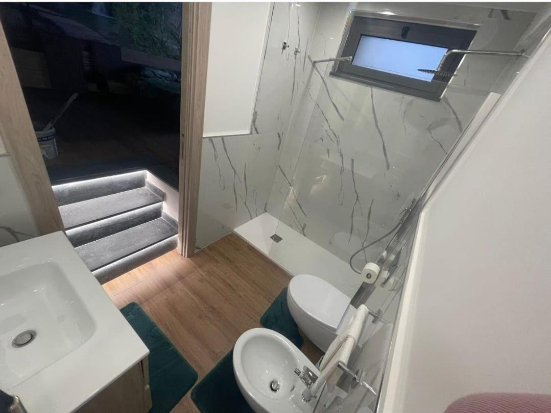 Gd Luxury Suite Randazzo Exteriör bild